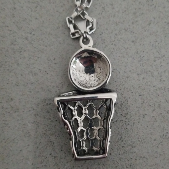 🆕️Basketball stainless Steel necklace  19" - Picture 4 of 6